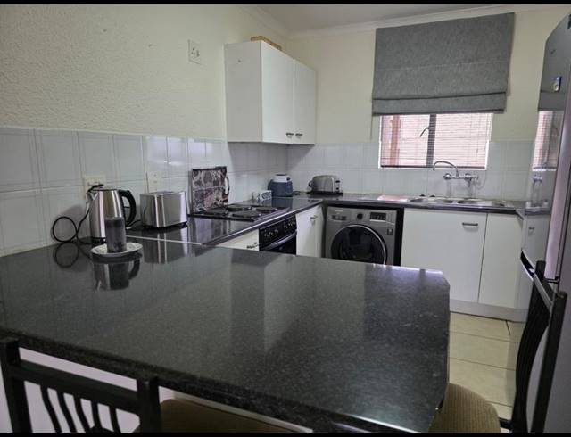 2 BEDROOM PROPERTY TO RENT IN PRIMROSE